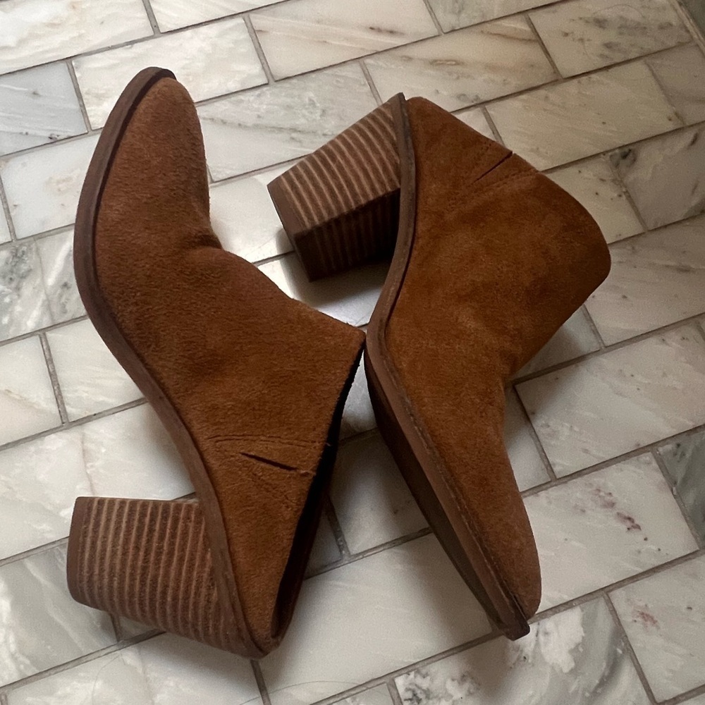 LUCKY BRAND Women’s Camel Sebiki Heeled Mule - Size 6 - Picture 9 of 14